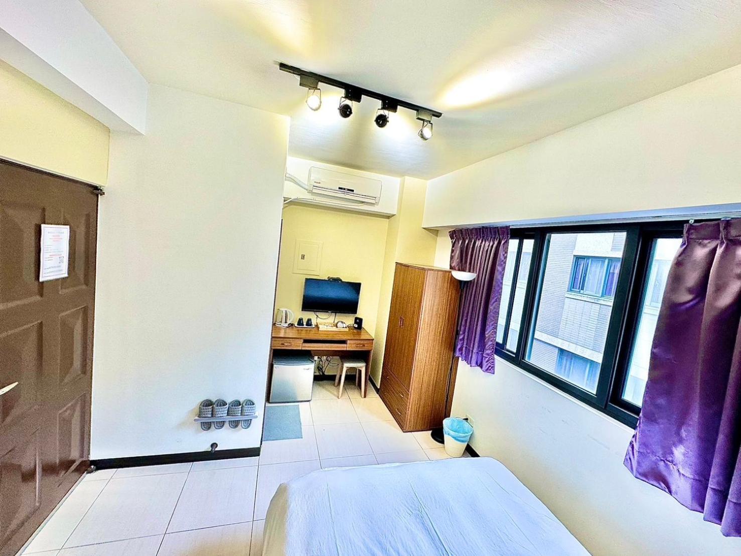一中北極熊 Apartment Taichung Bagian luar foto